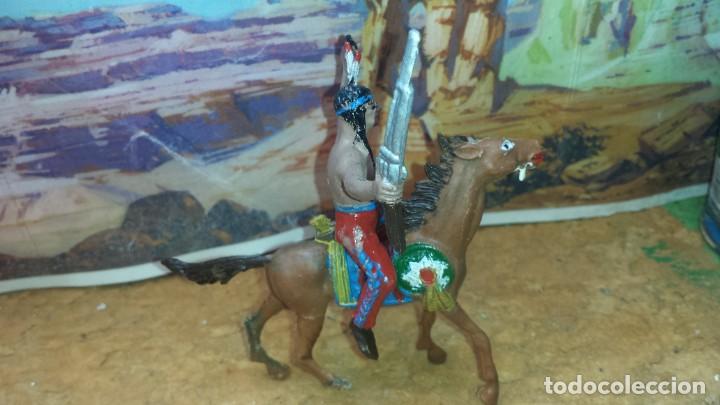 Figuras de goma y PVC: Indio y caballo - Foto 2