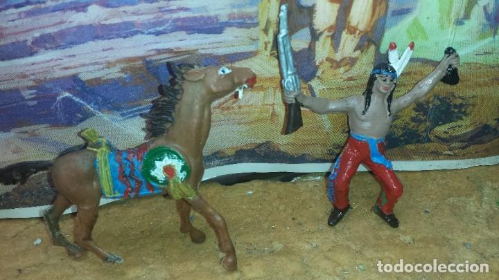 Figuras de goma y PVC: Indio y caballo - Foto 3