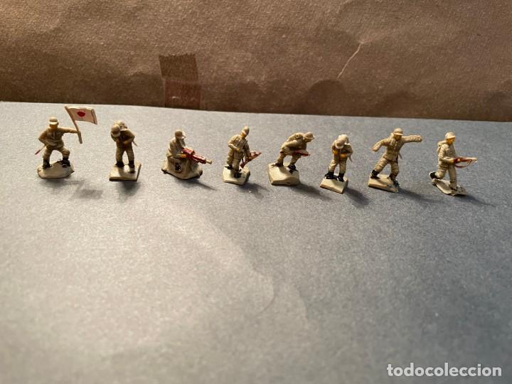 Figuras de Goma y PVC: B36 - ANTIGUOS SOLDADOS DE PLASTICO EKO INFANTERIA JAPONESA II GUERRA MUNDIAL ESCALA H0 - 8 SOLDADOS