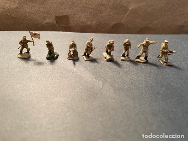 Figuras de Goma y PVC: B36 - ANTIGUOS SOLDADOS DE PLASTICO EKO INFANTERIA JAPONESA II GUERRA MUNDIAL ESCALA H0 - 8 SOLDADOS