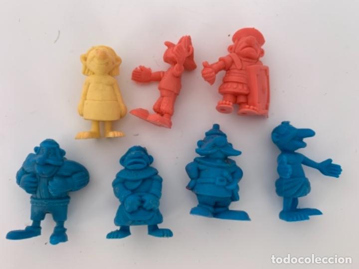 Figuras de goma y PVC: DUNKIN LOTE DE FIGURAS DE ASTERIX Y OBELIX - Foto 1