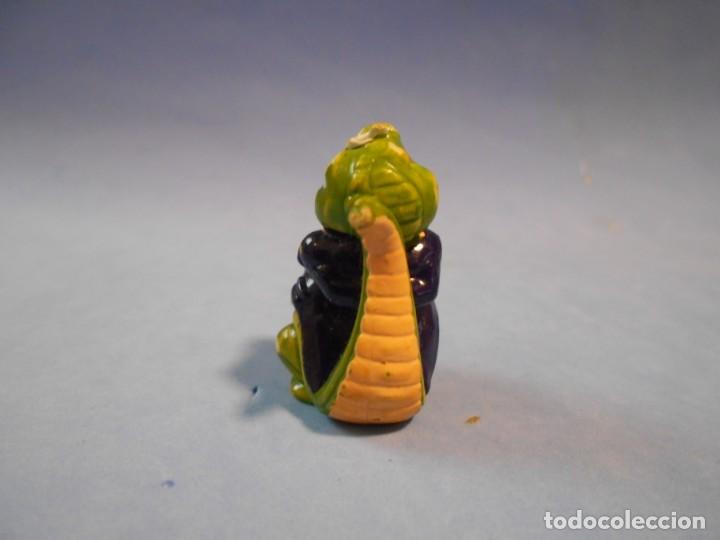Figuras de goma Kinder: KINDER : FIGURA COCODRILO - Foto 2