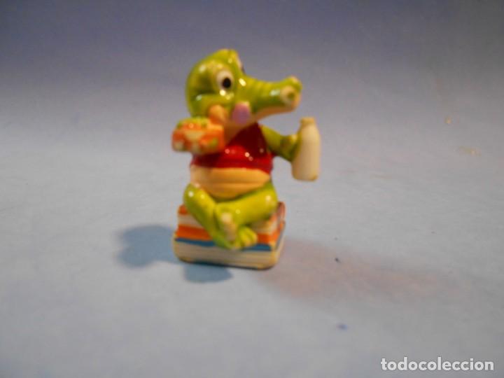 Figuras de goma Kinder: KINDER : FIGURA COCODRILO - Foto 1