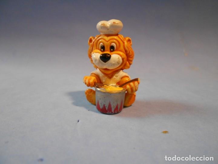 Figuras de goma Kinder: KINDER : FIGURA LEON - Foto 1