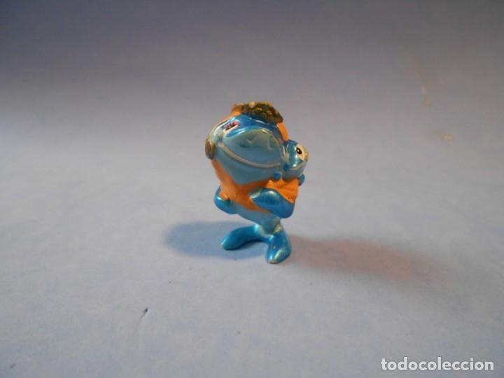 Figuras de goma Kinder: KINDER : FIGURA TIBURON - Foto 1