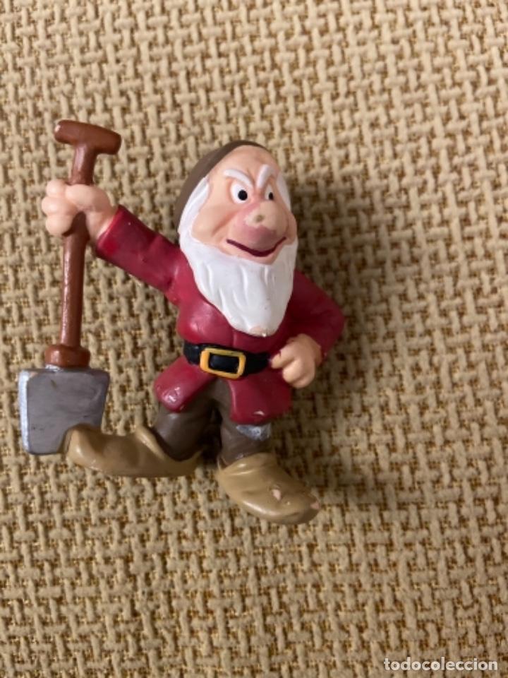 Figuras de goma y PVC: Enanito con pala bully - Foto 1