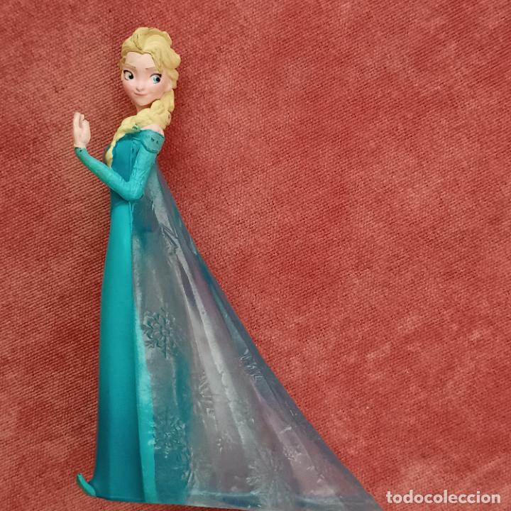 Figuras de goma y PVC: princesa Elsa de FROZEN - Bullyland bully - Foto 1