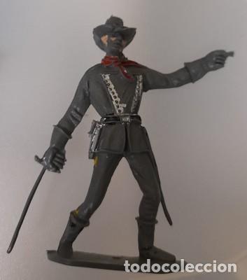 Figuras de goma y PVC: OFICIAL CONFEDERADO DE COMANSI - Foto 1