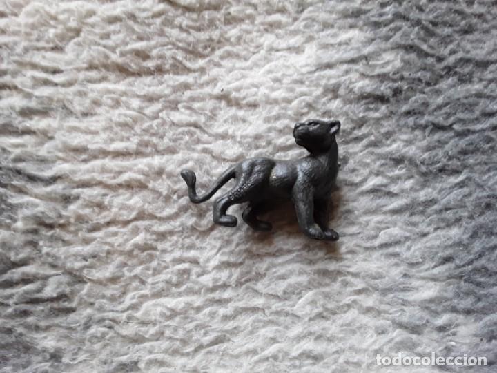 Rubber and PVC Figures: Figura miniatura animal salvaje pantera 2 cm felino pvc goma
