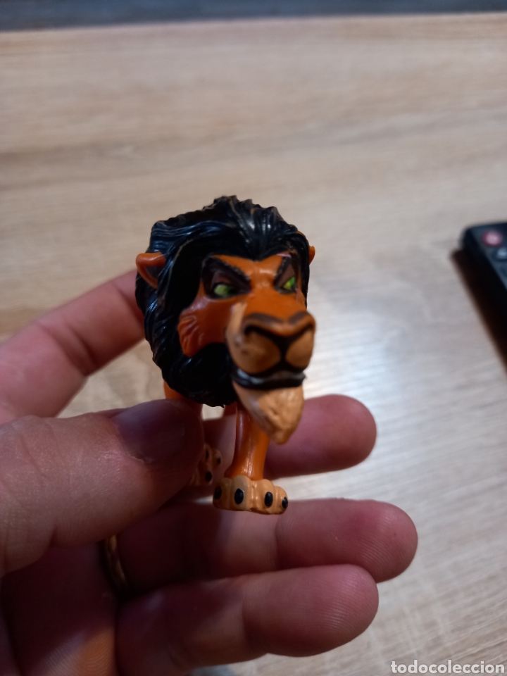 Figuras de goma y PVC: FIGURA LEON SKAR REY LE&Oacute;N - Foto 3