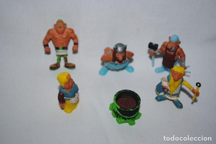 Figuras de goma y PVC: LOTE DE FIGURAS DUNKIN VARIADAS . - Foto 1