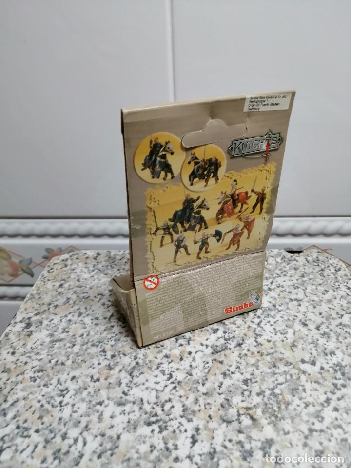 Figuras de goma y PVC: MU&Ntilde;ECO KNIGHTS SIMBA - Foto 3