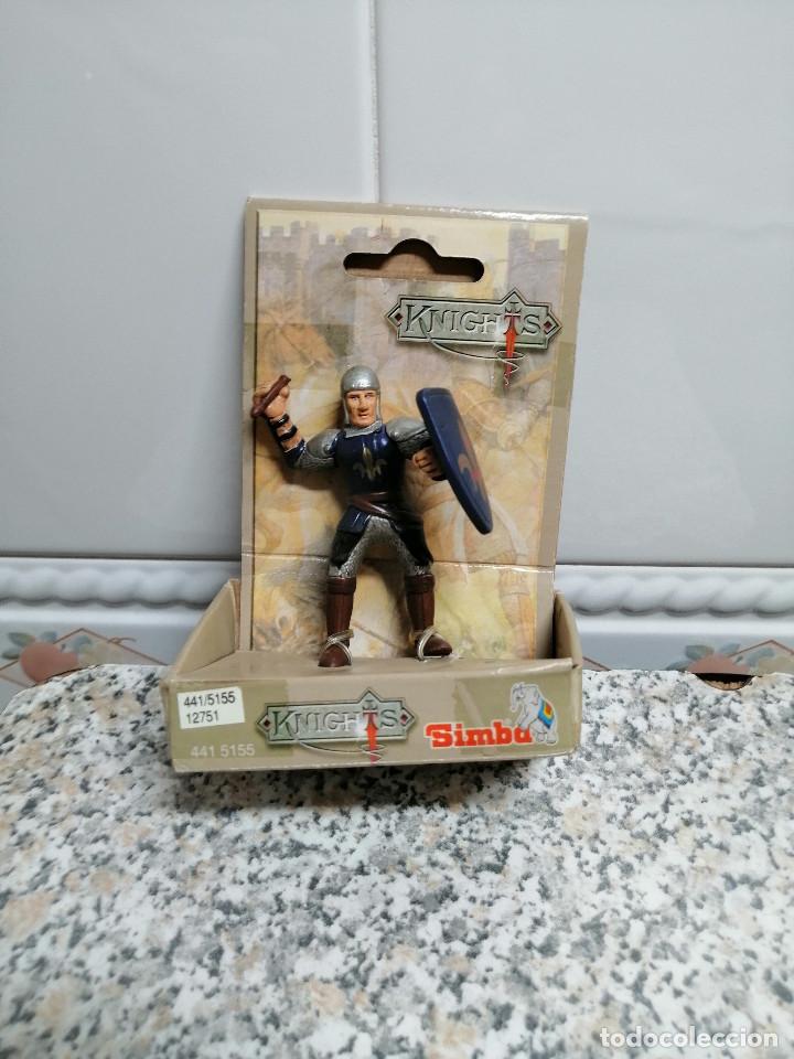 Figuras de goma y PVC: MU&Ntilde;ECO KNIGHTS SIMBA - Foto 1