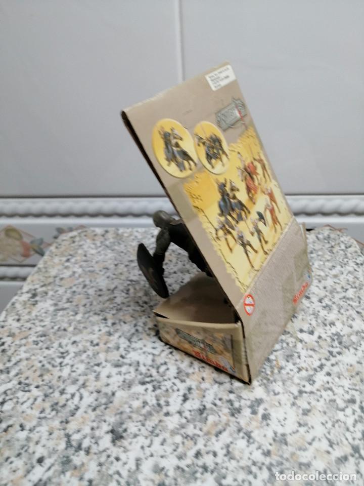 Figuras de goma y PVC: MU&Ntilde;ECO KNIGHTS SIMBA - Foto 3