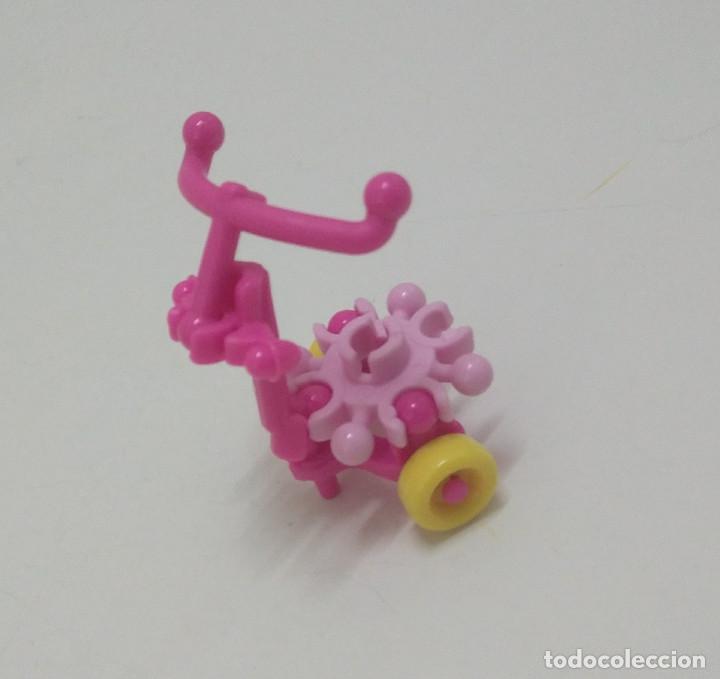 Kinder &Uuml;berraschung: carrito ruedas MU&Ntilde;ECO BEBE MASCOTA COMPLEMENTO infinimix