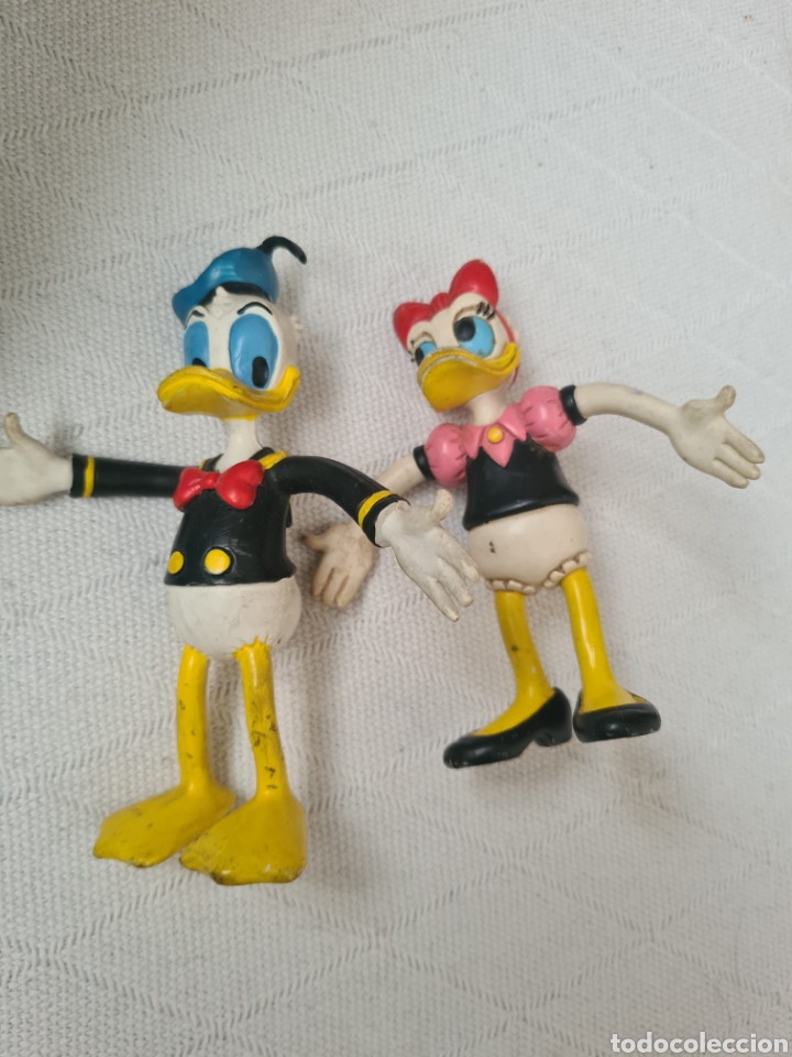 Figuras de goma y PVC: Comics spain donald y daysi flexibles - Foto 1