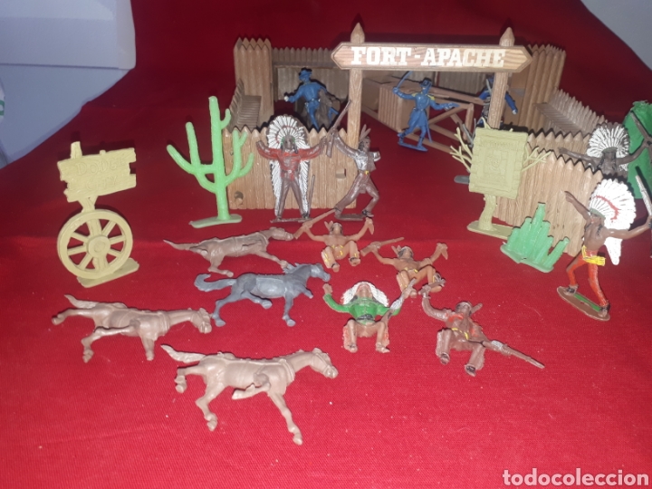 Figuras de goma y PVC: Fort Apache Comansi indio, vaqueros y complementos leer descripci&oacute;n - Foto 7