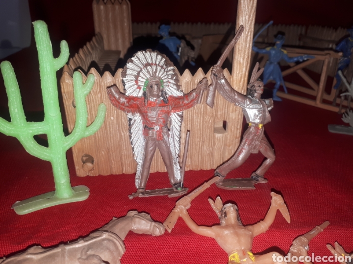 Figuras de goma y PVC: Fort Apache Comansi indio, vaqueros y complementos leer descripci&oacute;n - Foto 8