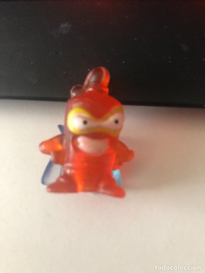 Figuras de goma y PVC: Superthings kid shine rojo - Foto 2