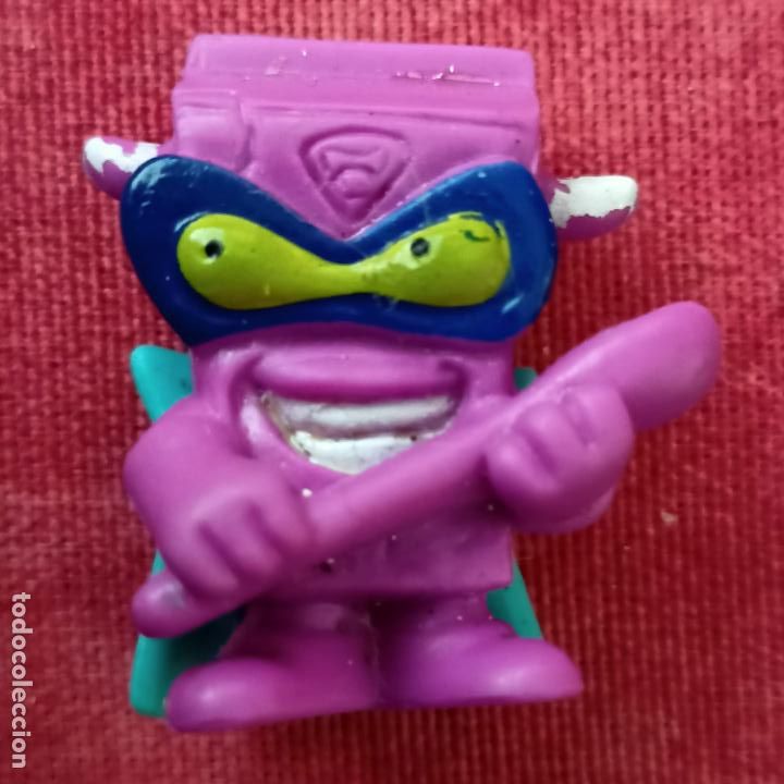 Figuras de Goma y PVC: SUPERZINGS SOZD DECORATION Juguetes Superzings serie 2 158 Mikey Purple Super zings sozd super thin