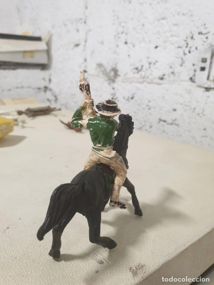 Figuras de goma y PVC: Vaquero a caballo jecsan - Foto 2