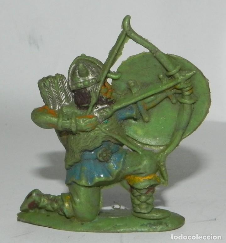 Figurines en Caoutchouc et PVC: FIGURA DE PLASTICO DE LOS A&Ntilde;OS 70 DE UN ARQUERO VIKINGO