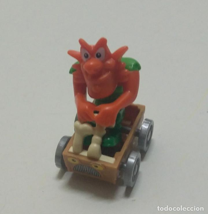 Kinder &Uuml;berraschung: figura monster hotel kinder terror mu&ntilde;eco coche monstruo