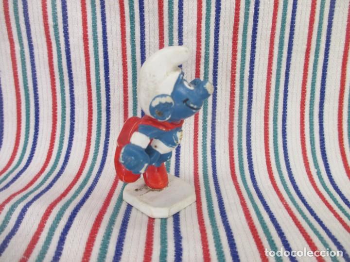 Figuras de goma y PVC: PITUFO SUPER HEROE, SUPERMAN, PEYO SCHLEICH GERMANY - Foto 7