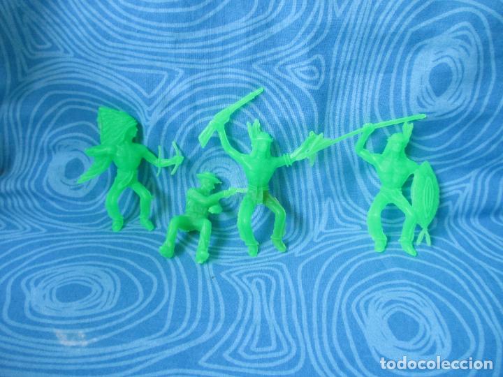 Figuras de goma y PVC: LOTE INDIOS Y VAQUEROS - Foto 1
