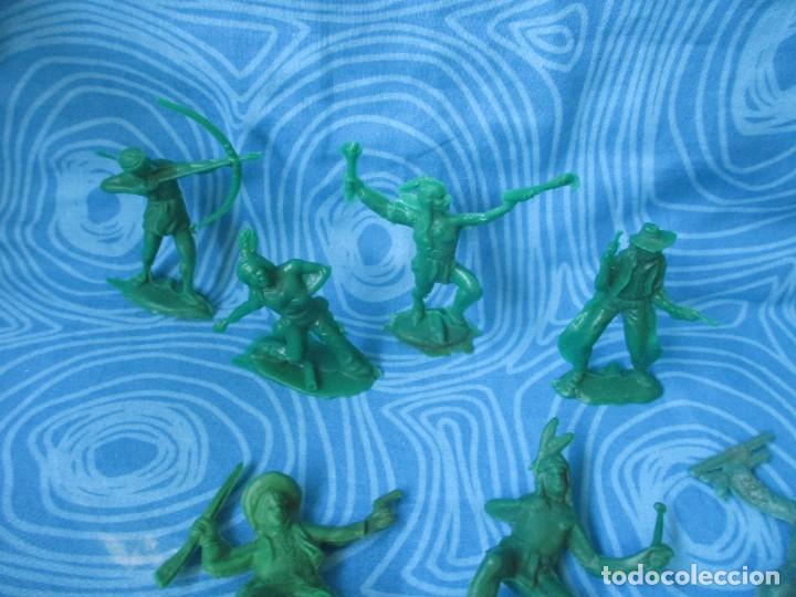 Figuras de goma y PVC: LOTE INDIOS Y VAQUEROS - Foto 5