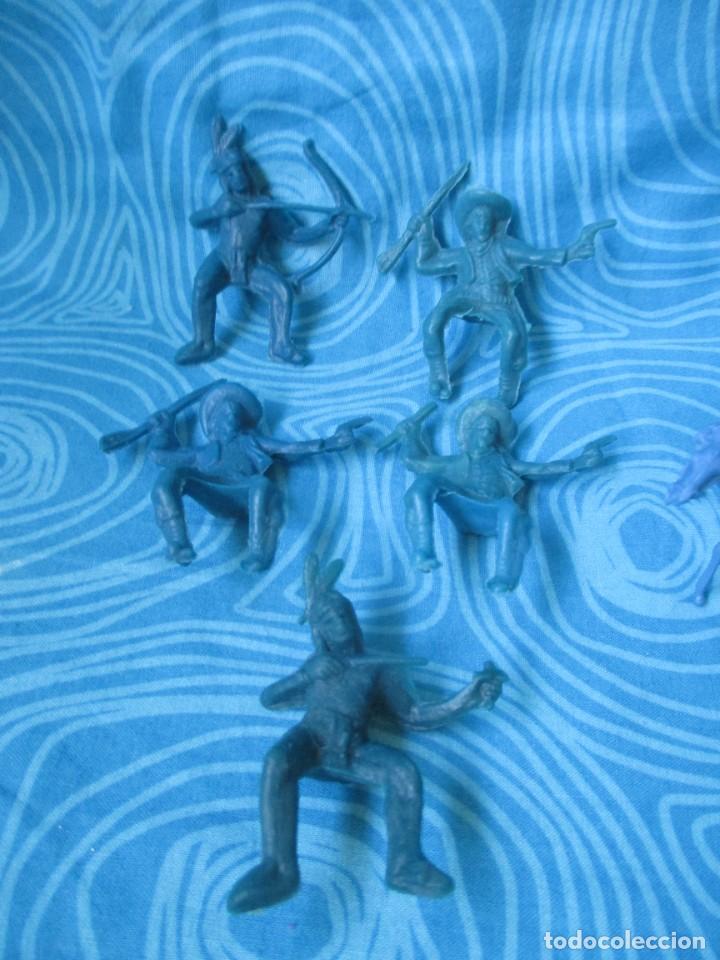 Figuras de goma y PVC: LOTE INDIOS Y VAQUEROS - Foto 3
