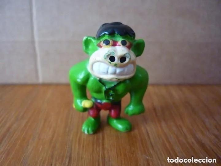 Figuras de goma Kinder: Figura Mondesir - super h&eacute;roe - Foto 1