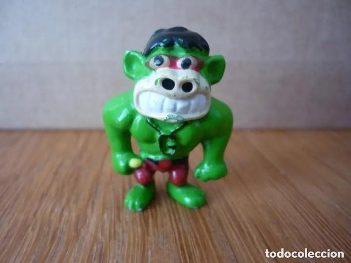 Figuras de goma Kinder: Figura Mondesir - superh&eacute;roe - Foto 1