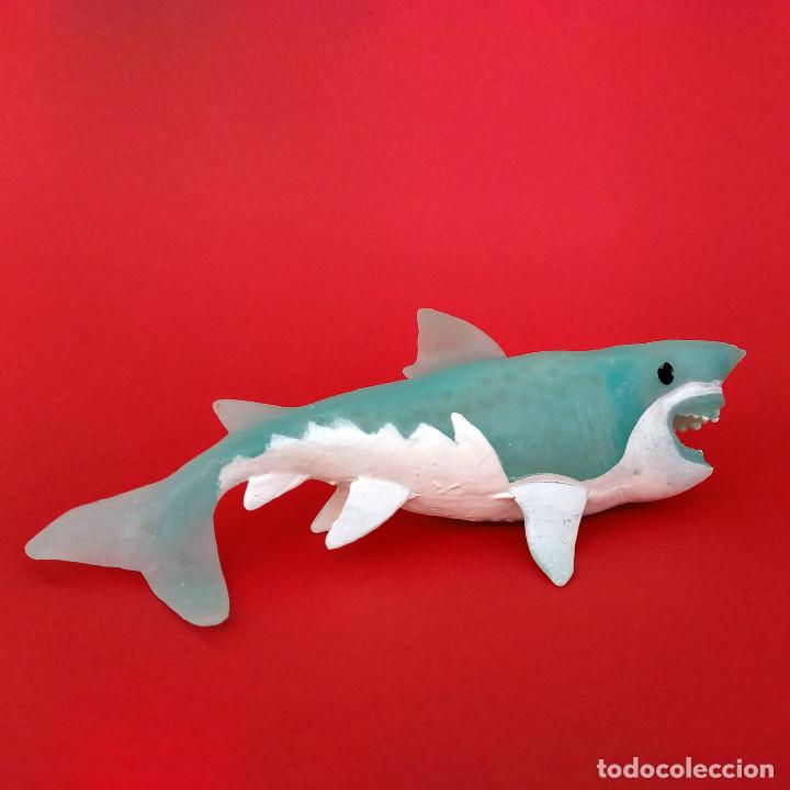 Figuras de goma y PVC: Megalodon figura blanda Epic Animals Dinosaurios Marinos animales prehist&oacute;ricos