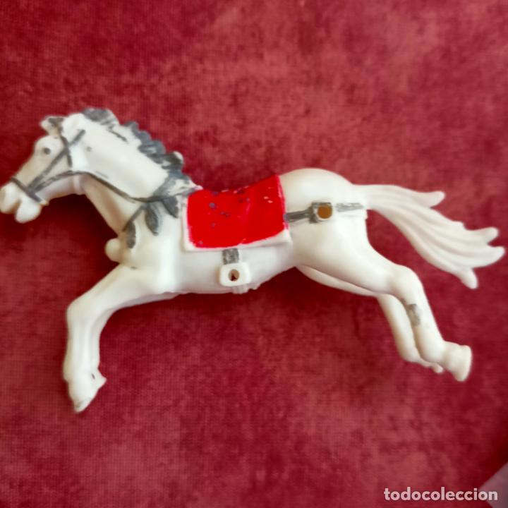 Figuras de goma y PVC: Caballo reamsa ben hur - Foto 1