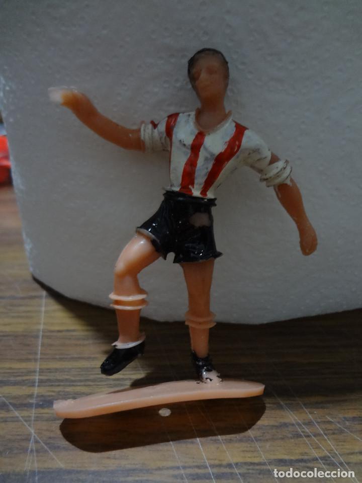 Figuras de goma y PVC: FUTBOLISTA DE COMANSI - Foto 1