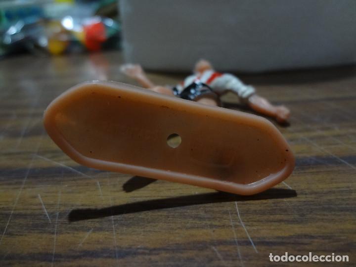 Figuras de goma y PVC: FUTBOLISTA DE COMANSI - Foto 3