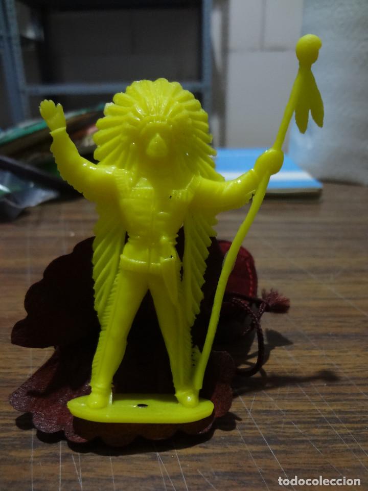 Figuras de goma y PVC: FIGURA INDIO DE COMANSI - Foto 1