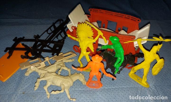 Figuras de goma y PVC: DILIGENCIA CON INDIOS Y VAQUEROS - COMANSI - Foto 1