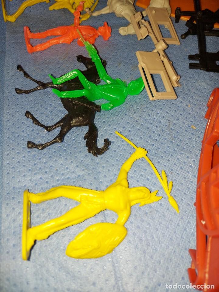 Figuras de goma y PVC: DILIGENCIA CON INDIOS Y VAQUEROS - COMANSI - Foto 7
