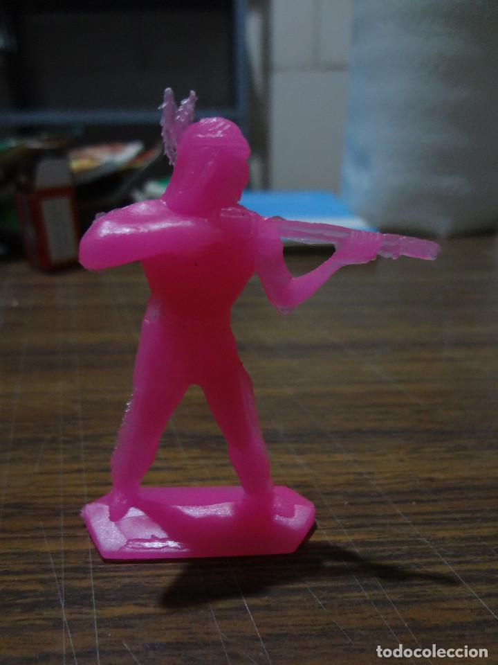 Figuras de goma y PVC: FIGURA INDIO DE COMANSI - Foto 1