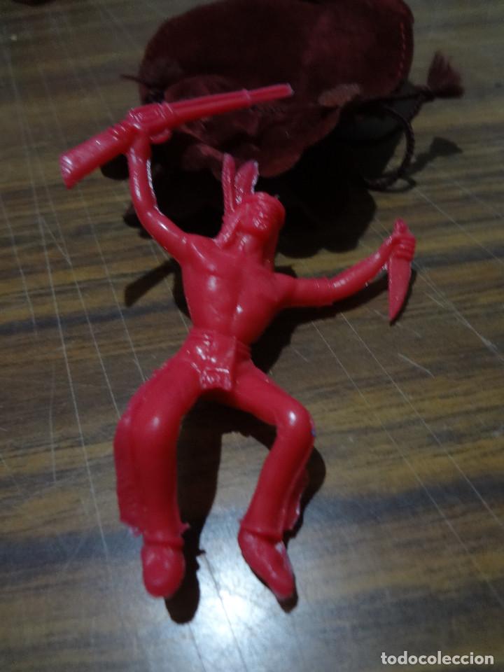 Figuras de goma y PVC: FIGURA INDIO DE COMANSI - Foto 1
