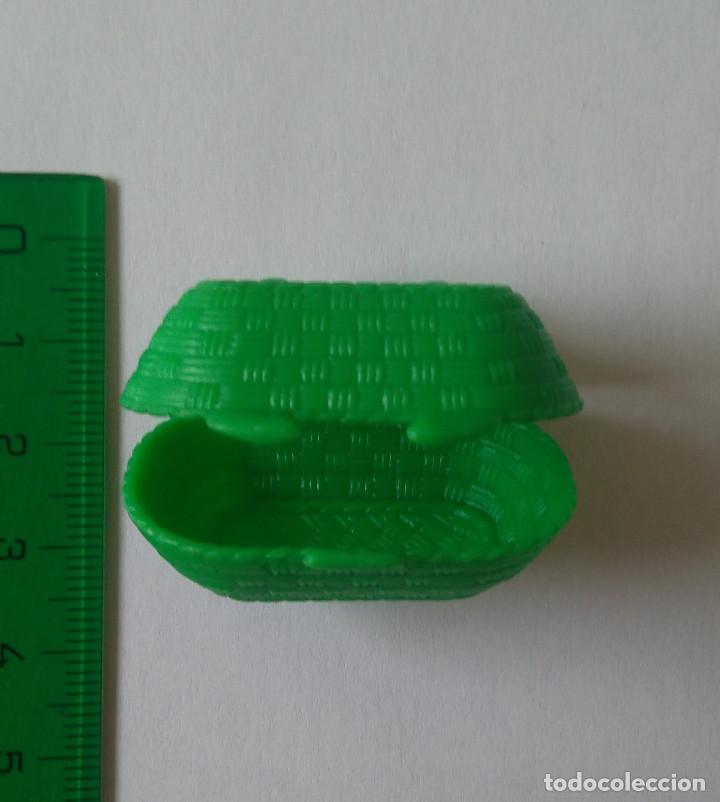 Kinder &Uuml;berraschung: cesta para animal kinder animalitos