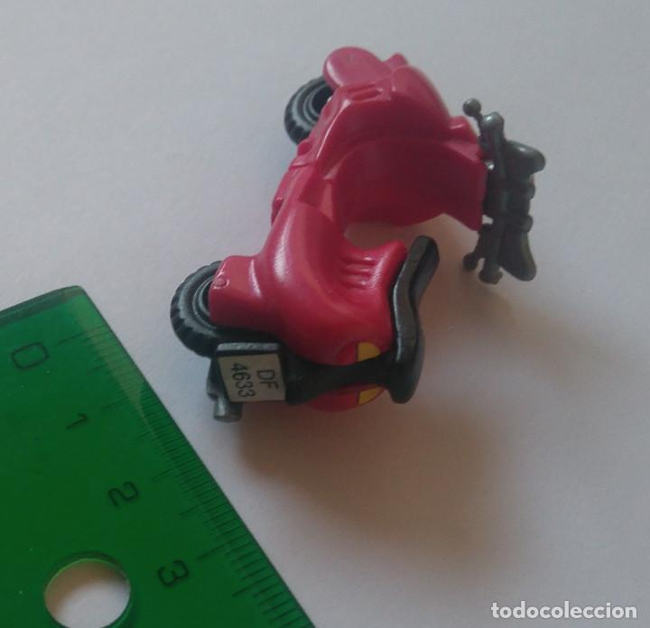 Figurines en Caoutchouc et PVC: kinder moto miniatura escala vehiculo mini vespa