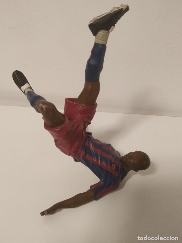 Figuras de goma y PVC: Figura Etoo - Foto 1