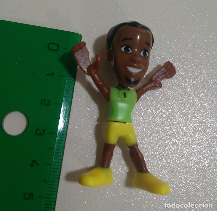 Figurines en Caoutchouc et PVC: kinder joy verano teen idols idol mu&ntilde;eco miniatura musica mu&ntilde;equito figurita usain Bolt atleta