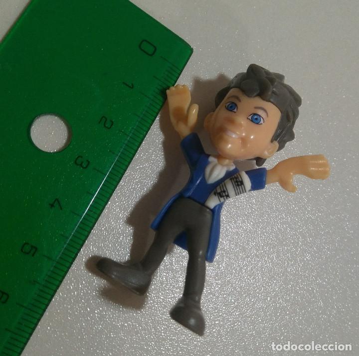 Figurines en Caoutchouc et PVC: kinder joy verano teen idols idol mu&ntilde;eco miniatura musica mu&ntilde;equito figurita Ludwig van Beethoven