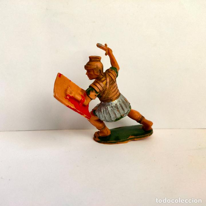 Figuras de goma y PVC: Romano de Reamsa de pl&aacute;stico. - Foto 2