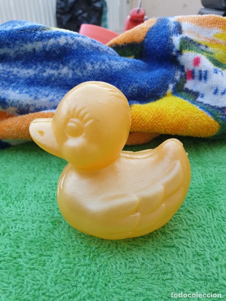 Figuras de goma y PVC: Patito de goma - Foto 3