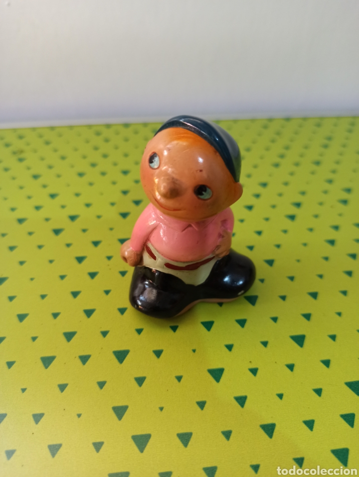 Figuras de Borracha e PVC: FIGURA DE GOMA AFILADOR A&Ntilde;OS 60-70